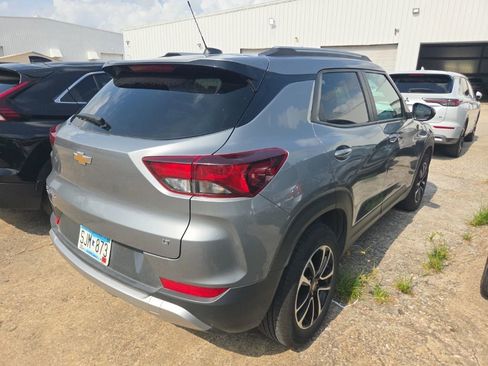 Used 2025 Chevrolet TrailBlazer LT AWD/4WD image 9