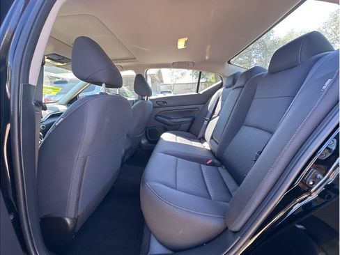 Used 2023 Nissan Altima 2.5 SV w/ SV Premium Package FWD image 13