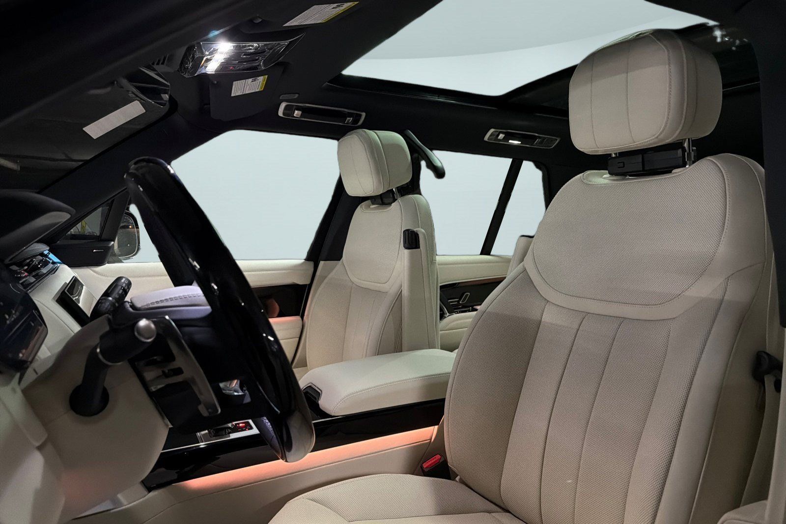 New 2026 Land Rover Range Rover SE AWD/4WD image 22