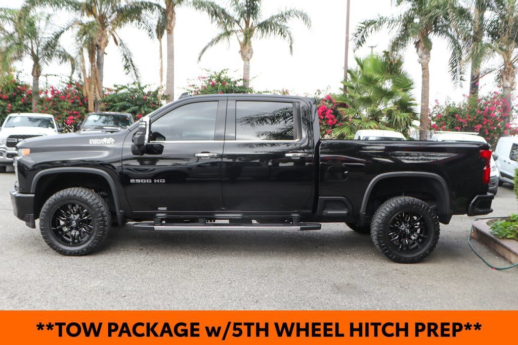 Used 2020 Chevrolet Silverado 2500 High Country w/ Technology Package AWD/4WD image 5