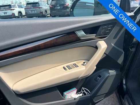 Used 2018 Audi Q5 2.0T Premium Plus w/ Premium Plus Package AWD/4WD image 10