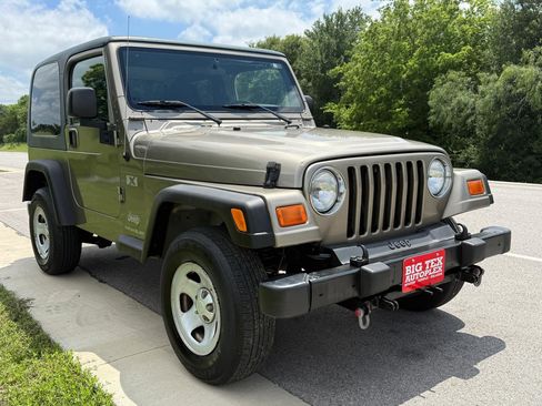 Used 2003 Jeep Wrangler X AWD/4WD image 4
