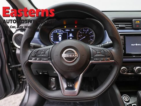 Used 2024 Nissan Versa SV FWD image 10