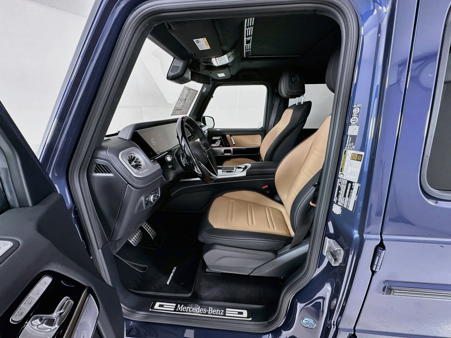New 2027 Mercedes-Benz G 580 e image 23
