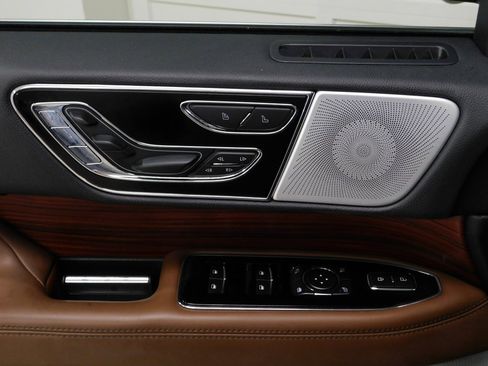 Used 2024 Lincoln Navigator L Reserve w/ Equipment Group 201A image 28