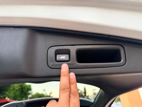 Used 2019 Honda CR-V EX-L image 16