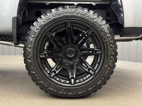 Used 2026 Chevrolet Silverado 1500 LT Trail Boss AWD/4WD image 12