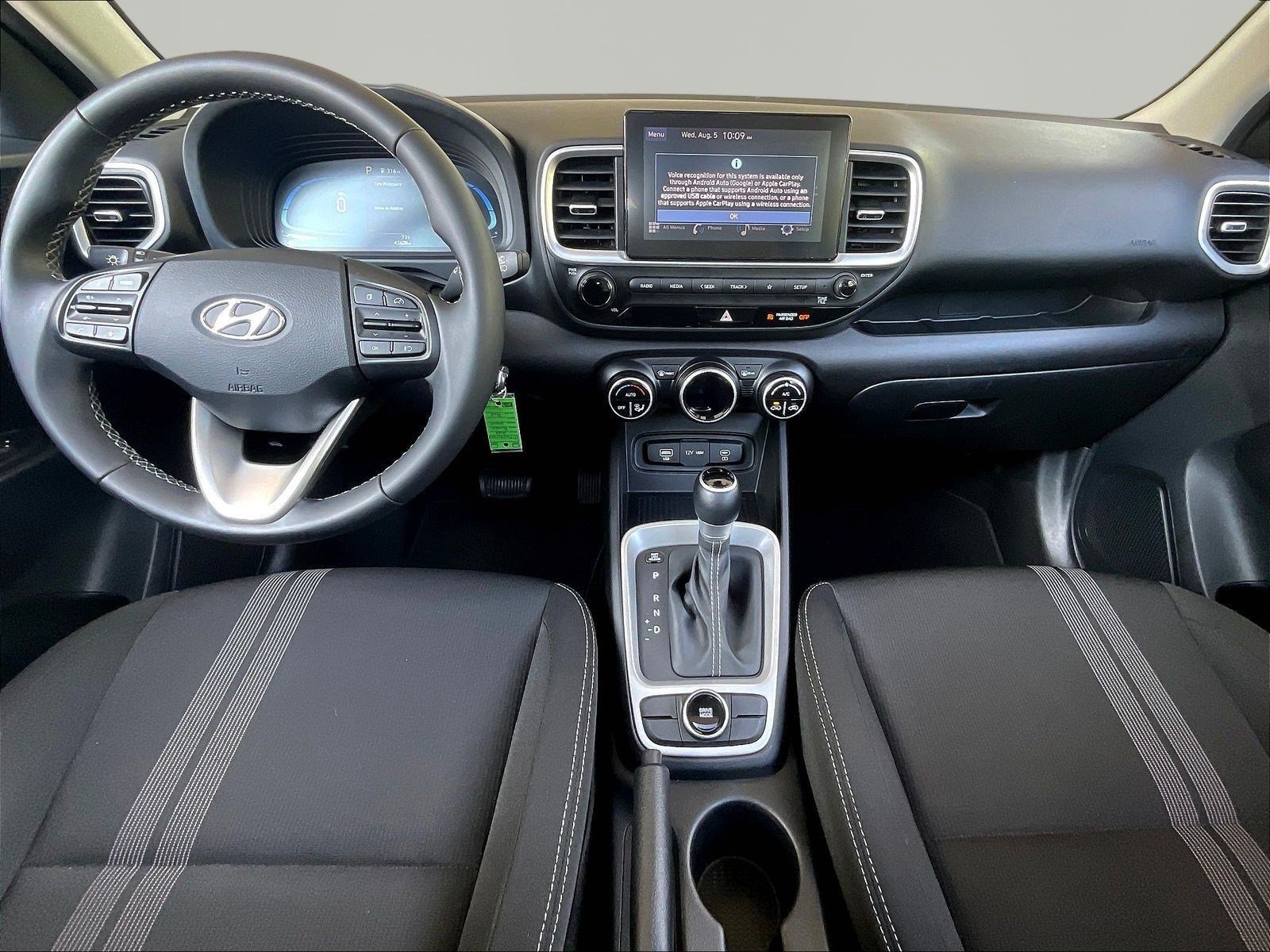 Used 2023 Hyundai Venue SEL w/ Cargo Package FWD image 7