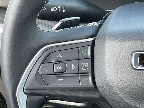 Used 2026 Jeep Grand Cherokee Laredo X AWD/4WD image 14