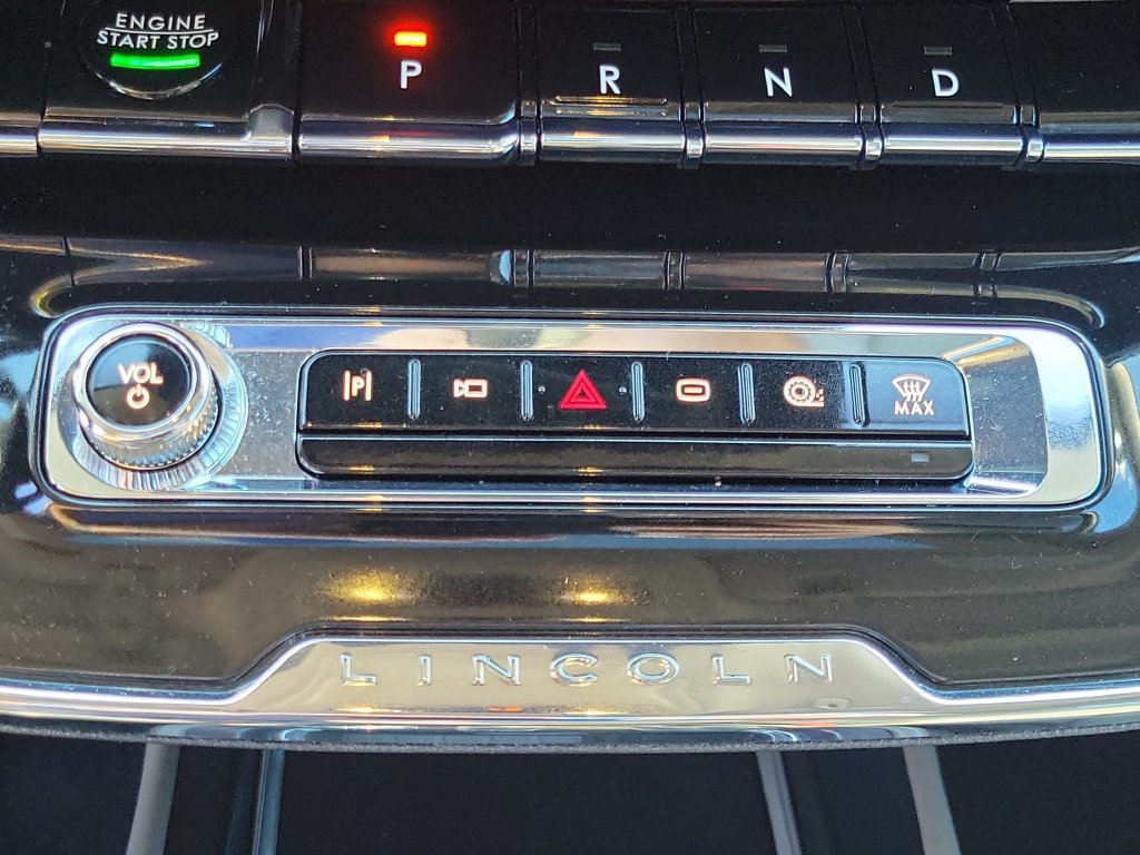 Used 2025 Lincoln Corsair Grand Touring w/ Equipment Group 301A AWD/4WD image 28