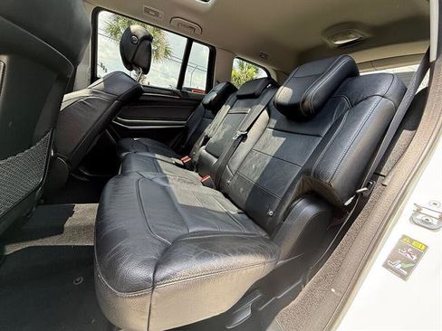 Used 2018 Mercedes-Benz GLS 550 4MATIC w/ Driver Assistance Package image 12