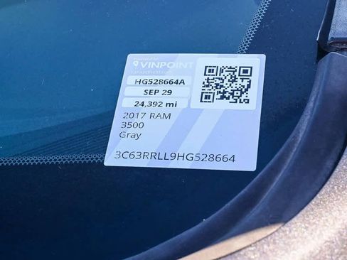 Used 2017 RAM 3500 SLT w/ Luxury Group image 36