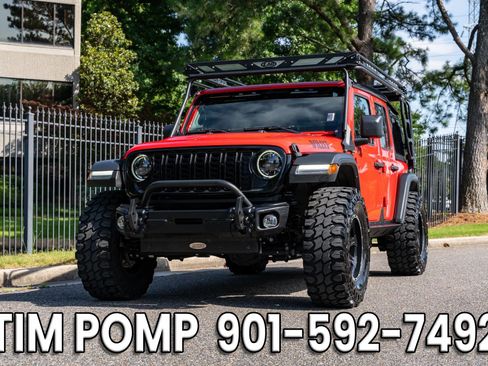 Used 2024 Jeep Wrangler Unlimited Sport AWD/4WD image 2