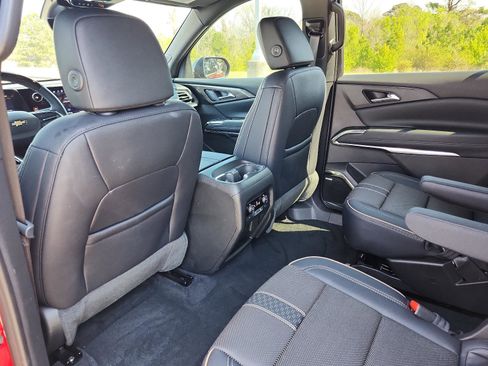 Certified 2026 Chevrolet Traverse High Country w/ LPO, Floor Liner Package image 11