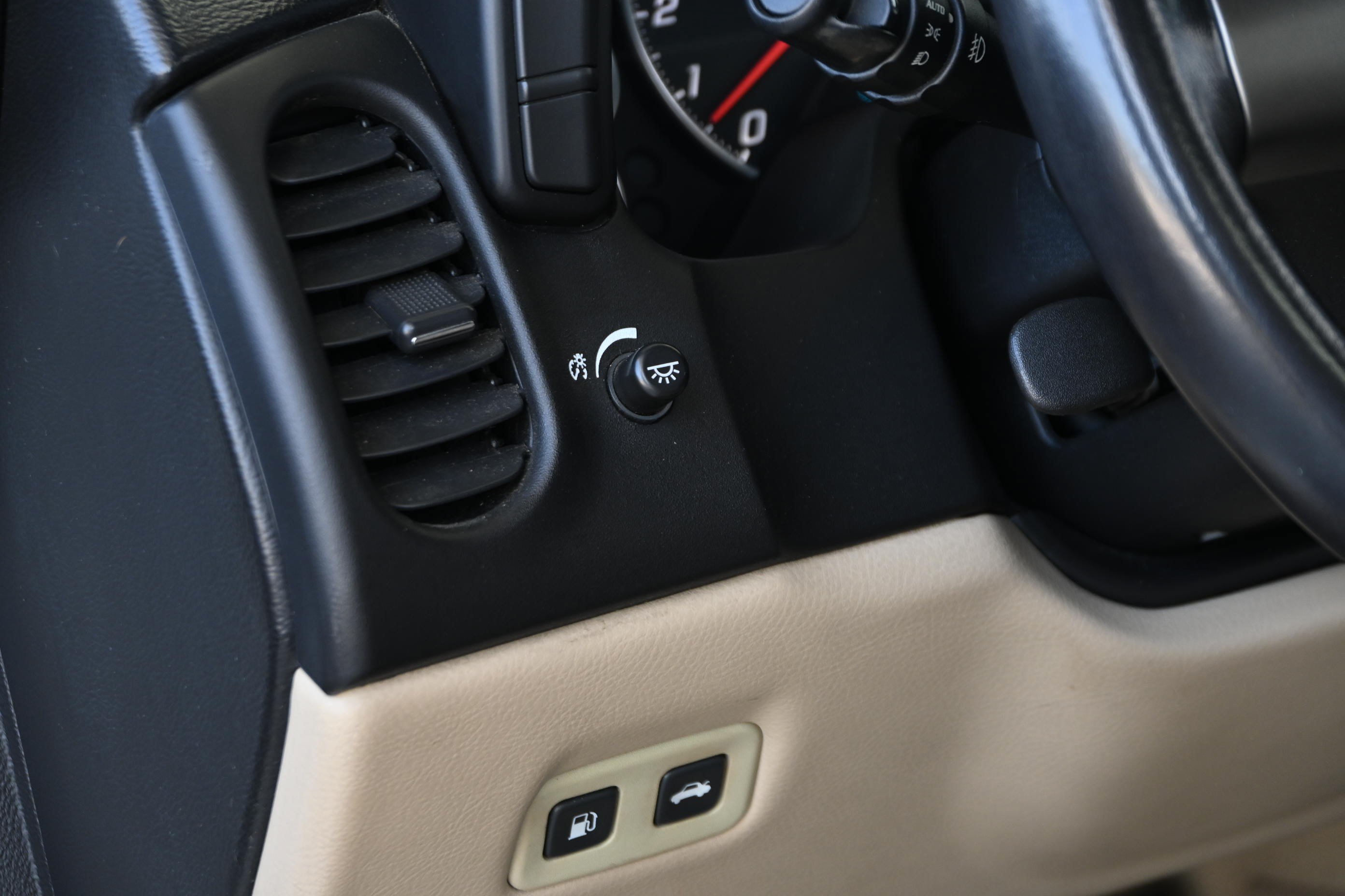Used 2008 Chevrolet Corvette Convertible RWD image 21