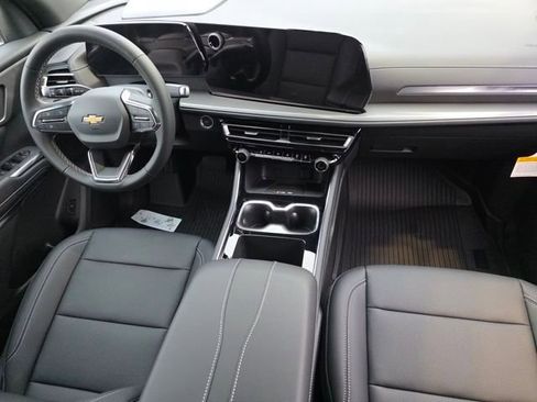 New 2026 Chevrolet Traverse LT w/ Driver Confidence Package image 17