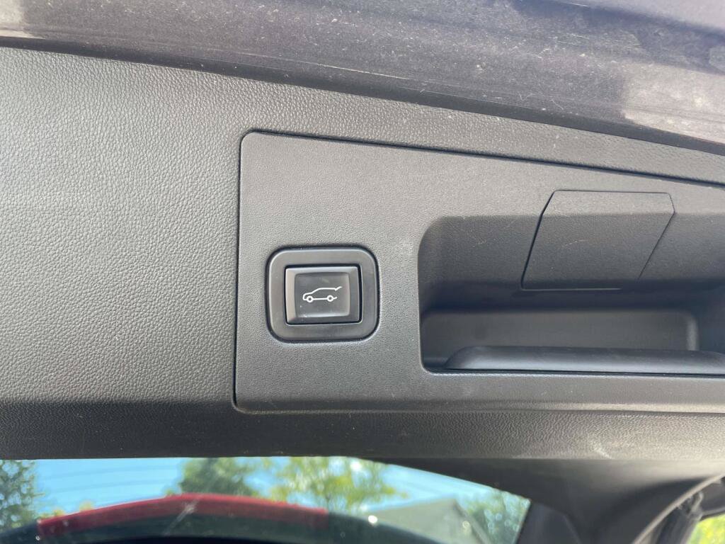 Used 2019 Cadillac XT5 Luxury AWD/4WD image 19