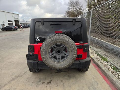 Used 2017 Jeep Wrangler Unlimited Sport w/ Quick Order Package 24S image 9