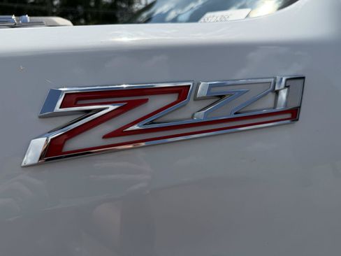 Used 2024 Chevrolet Silverado 2500 Custom w/ Custom Convenience Package AWD/4WD image 25