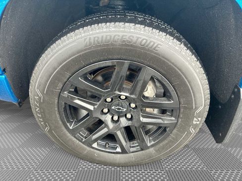 Certified 2023 Chevrolet Silverado 1500 Custom image 32