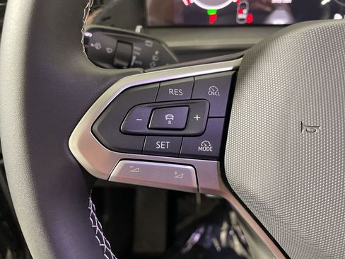 New 2026 Volkswagen Tiguan SE image 13