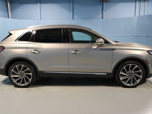 Used 2021 Lincoln Nautilus Reserve w/ Equipment Group 202A AWD/4WD image 38