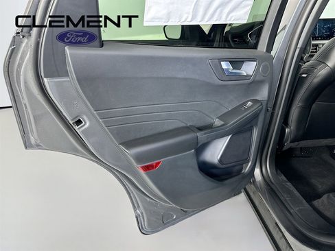 New 2025 Ford Escape Platinum w/ Premium Technology Package image 28