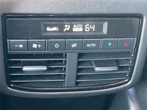 Used 2023 MAZDA CX-9 Touring Plus image 16