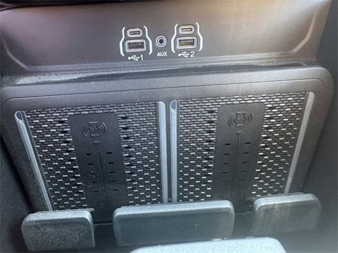 New 2025 RAM 2500 Laramie image 31