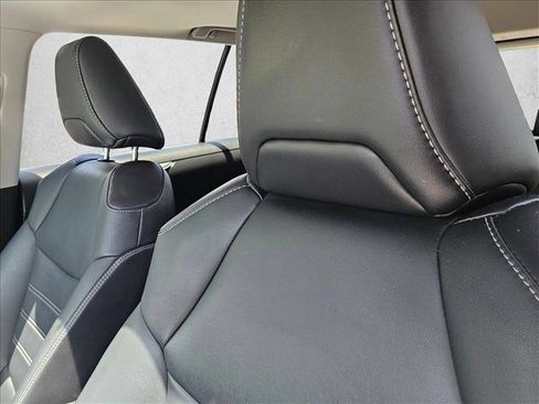 Used 2021 Toyota RAV4 XLE Premium FWD image 13
