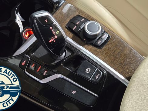 Used 2019 BMW X3 sDrive30i w/ Driving Assistance Package RWD image 18