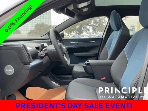 New 2026 Volvo EX30 Plus image 19