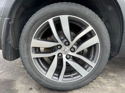 Used 2018 Honda Pilot Touring image 41