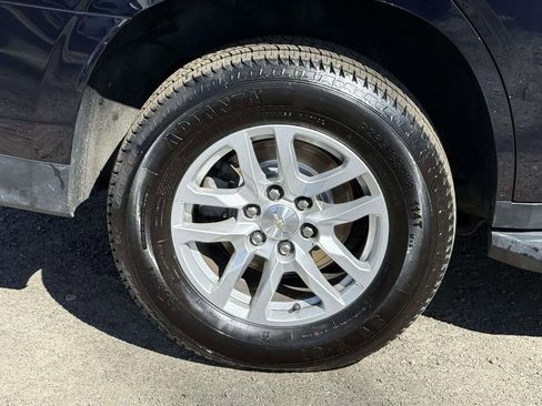 Used 2022 Chevrolet Tahoe LS w/ Driver Alert Package image 7