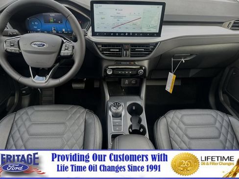 New 2024 Ford Escape SE w/ PHEV Premium Package FWD image 10