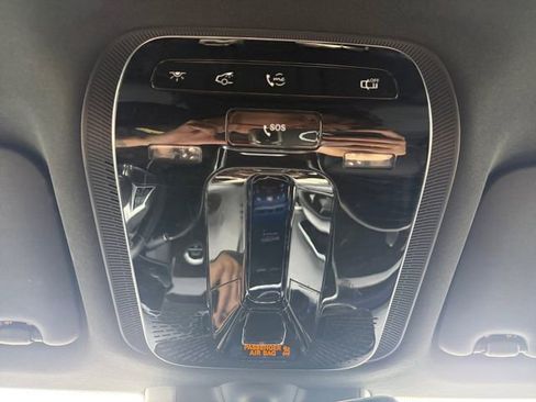 Used 2024 Mercedes-Benz GLC 300 image 11