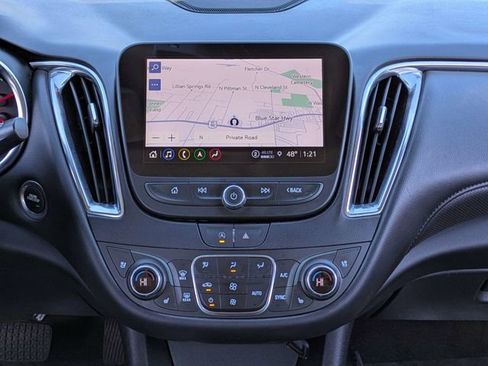 Used 2024 Chevrolet Malibu LT image 17