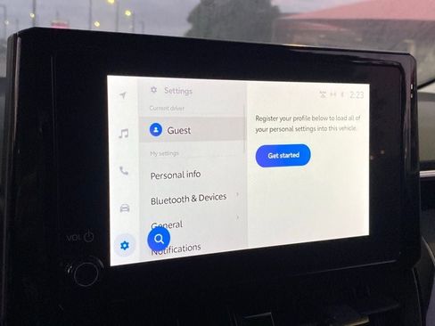 Used 2023 Toyota Corolla LE image 19