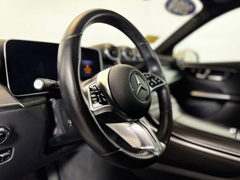 Used 2024 Mercedes-Benz GLC 300 4MATIC image 14