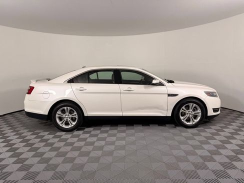 Used 2017 Ford Taurus SEL w/ Equipment Group 201A FWD image 7