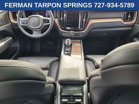 Certified 2023 Volvo XC60 B5 Ultimate w/ Climate Package image 16