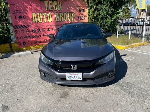 Used 2019 Honda Civic Sport image 2