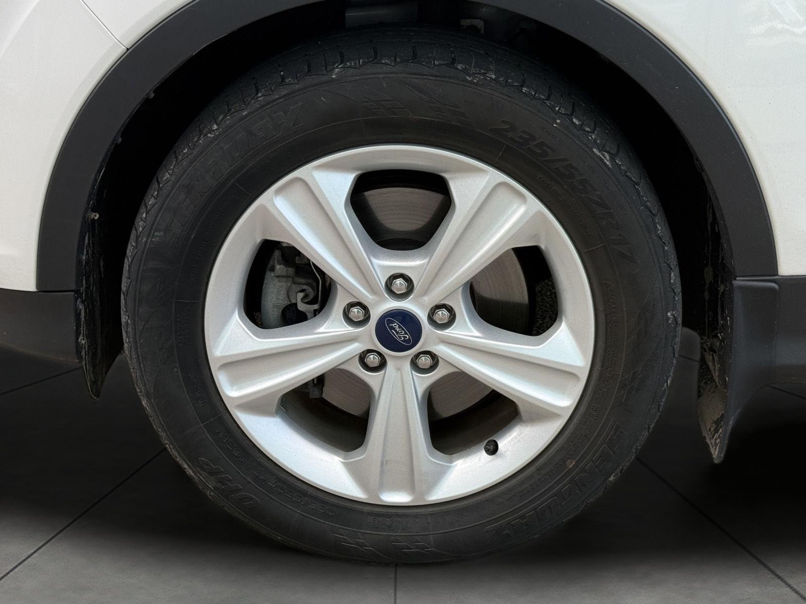 Used 2015 Ford Escape SE w/ Equipment Group 201A FWD image 7