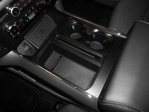 New 2025 Ford F150 XLT w/ Equipment Group 303A High image 35