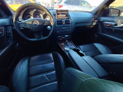 Used 2010 Mercedes-Benz C 63 AMG Sedan image 35