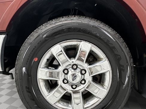 Used 2014 Ford F150 Lariat w/ Lariat Chrome Package AWD/4WD image 30