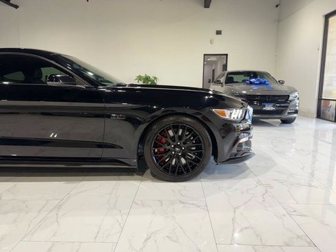 Used 2016 Ford Mustang GT Premium w/ GT Performance Package RWD image 5
