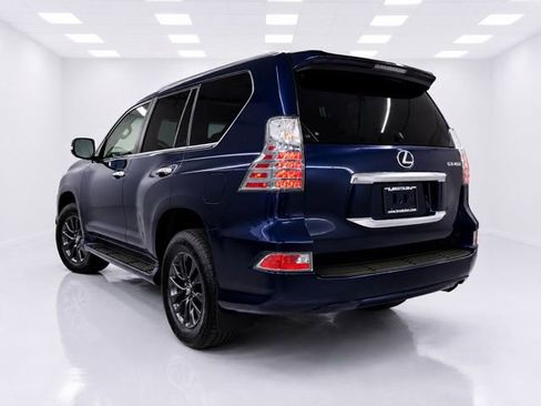 Used 2023 Lexus GX 460 Premium w/ Premium Package AWD/4WD image 7