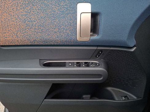 Used 2025 MINI Cooper Countryman S w/ Comfort Package Max image 12