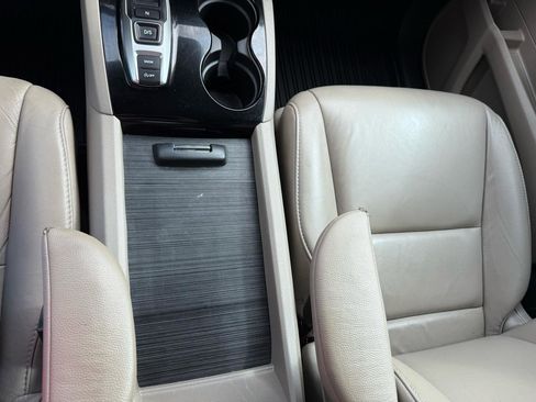 Used 2020 Honda Pilot Touring image 45